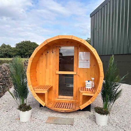 Clover Cottage Beeley Eksteriør billede