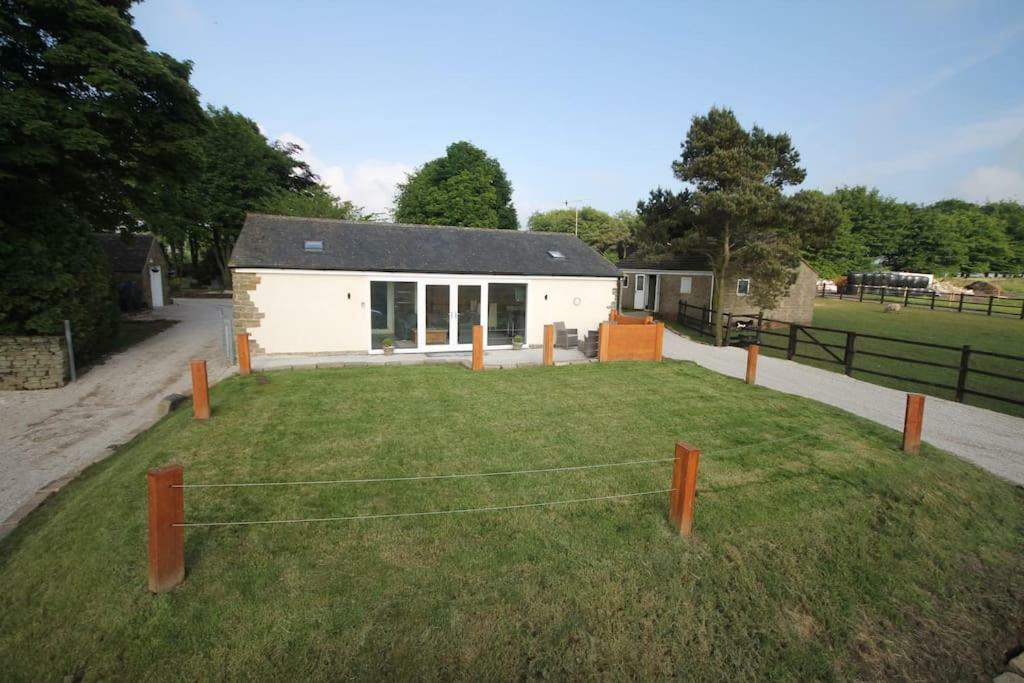 Clover Cottage Beeley Eksteriør billede